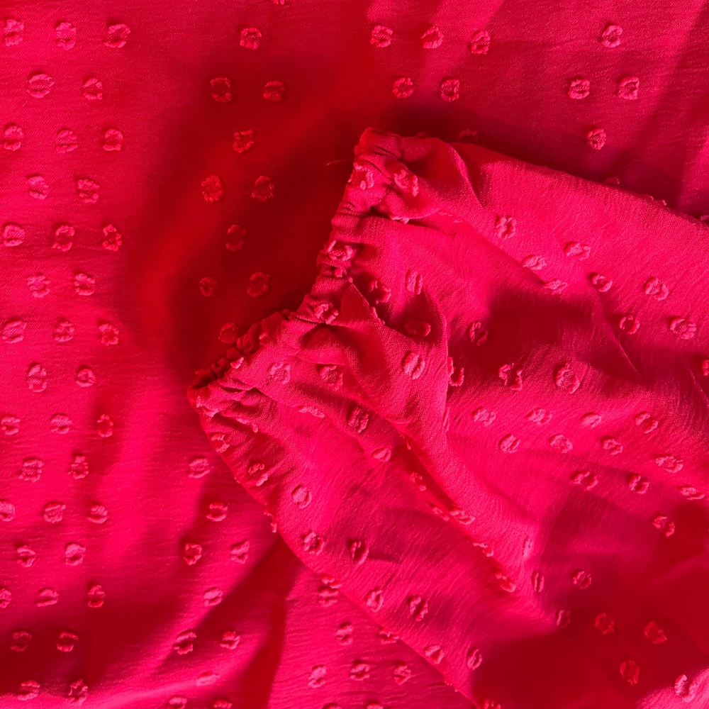 Red blouse - Picture 3 of 5